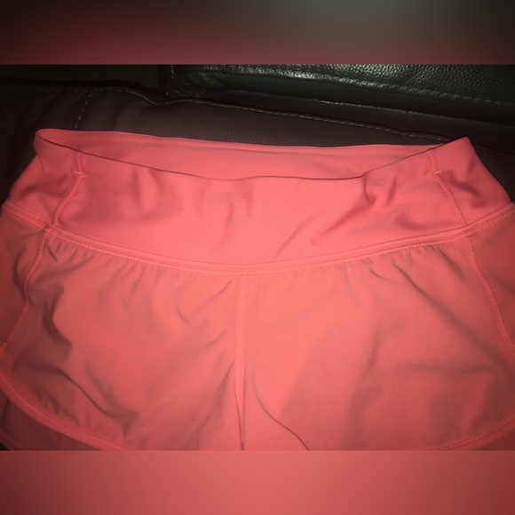 Lululemon Coral Salmon Speed Up Shorts Size 8. - Picture 3 of 13